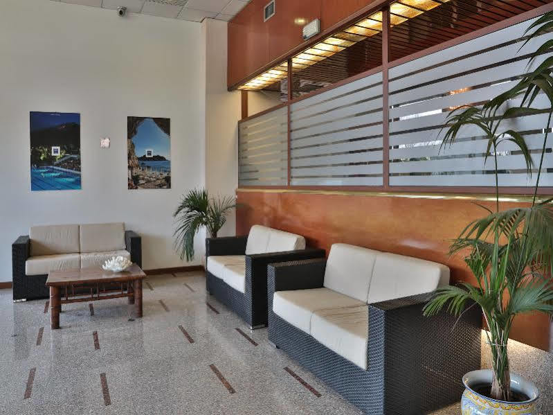 Unaway Hotel & Residence Quark Due Milano Exterior photo