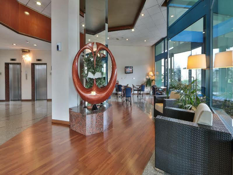 Unaway Hotel & Residence Quark Due Milano Exterior photo